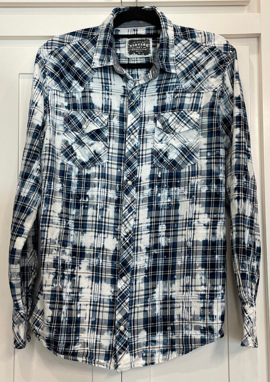 Buckle Pearl Snap navy plaid and bleach distressed Western Shirt LG 100% Cotton